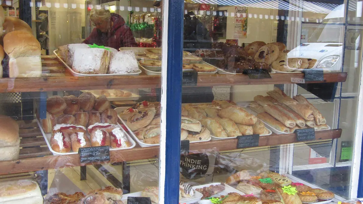 Dawson's – bakery in Tyldesley town centre